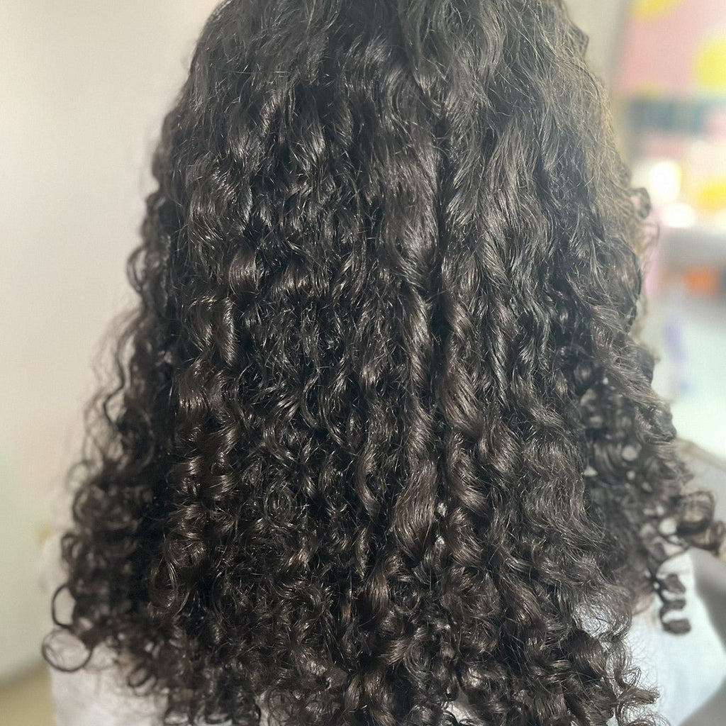 Résultat sur cheveux bouclés avec le Soin Sans Rinçage et la Gelée Boucles Maison Nausikaa