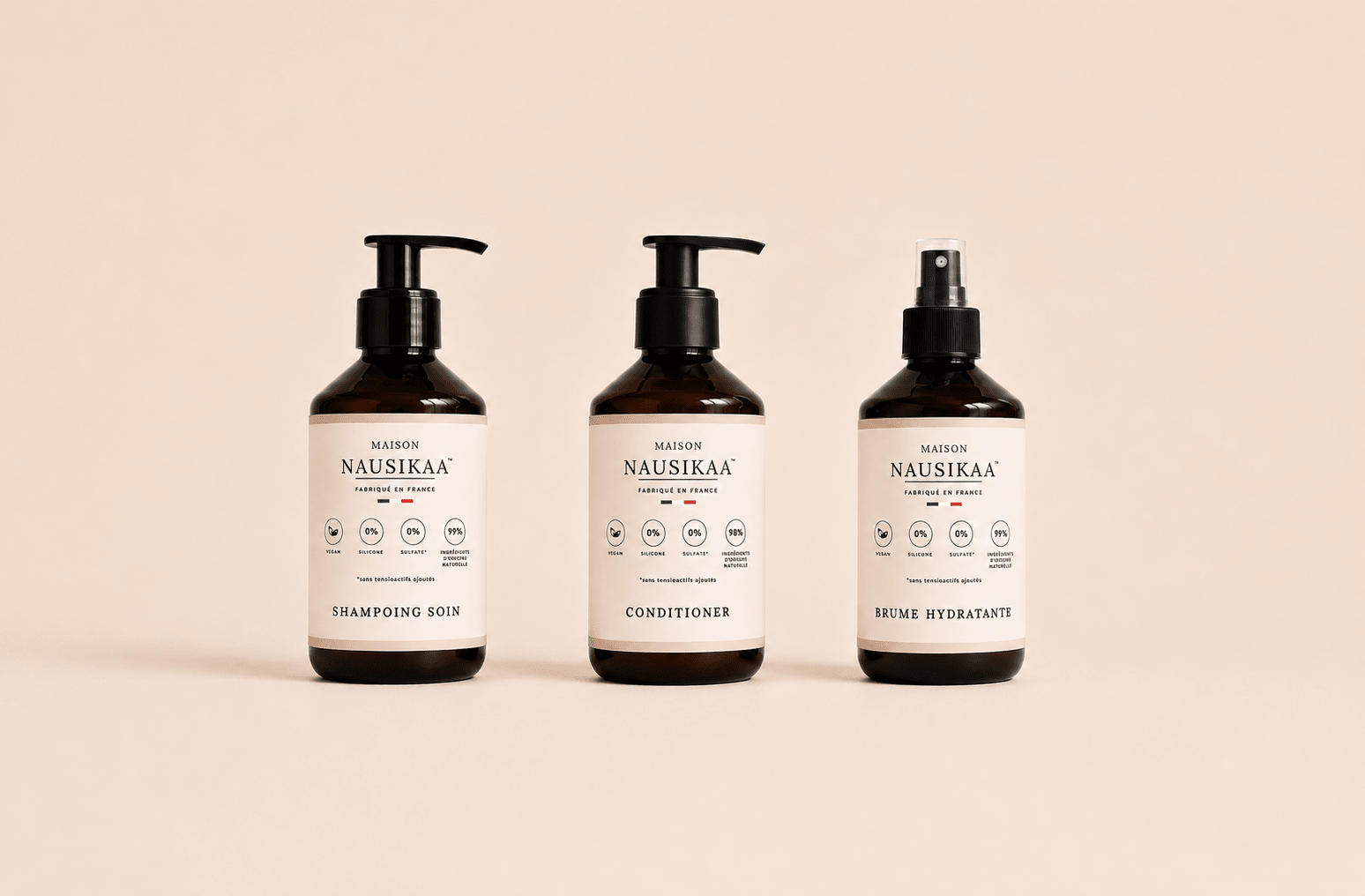 Rituel Hydratant Quotidien | Shampoing, Conditioner & Brume Hydratante - Maison Nausikaa L'élixir du soin capillaire Rituel Hydratant Quotidien | Shampoing, Conditioner & Brume Hydratante → hyper précis (le plus important) * Hydratant → ajoute le mot-clé SEO (shampoing, masque, etc.) * Maison Nausikaa L'élixir du soin capillaire